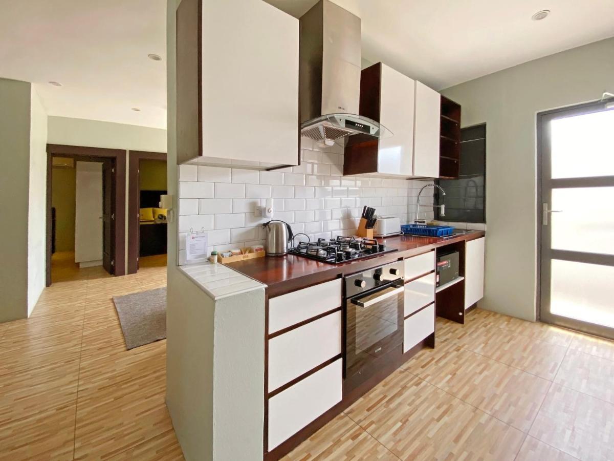 Greystone Apartments Nadi Esterno foto