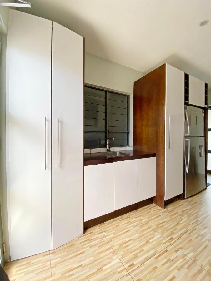 Greystone Apartments Nadi Esterno foto